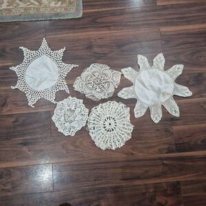 Crochet, 5 Vintage White Cotton Doilies, Handmade